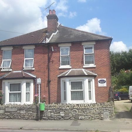 Crestwell House Bed and Breakfast Eastleigh Exteriör bild