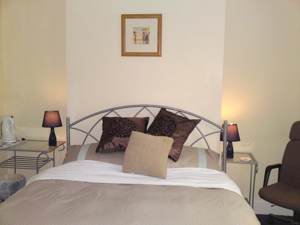 Crestwell House Bed and Breakfast Eastleigh Rum bild